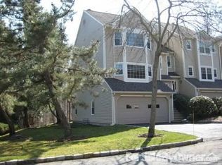 168 Governor Trumbull Way, Trumbull, CT 06611