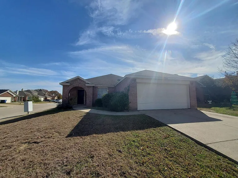 2006 Bumelia Ct — Photo 1
