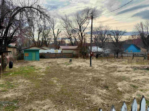 1060 Mark St, Susanville, CA 96130