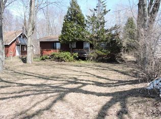 2453 W Northland Dr, Rothbury, MI 49452
