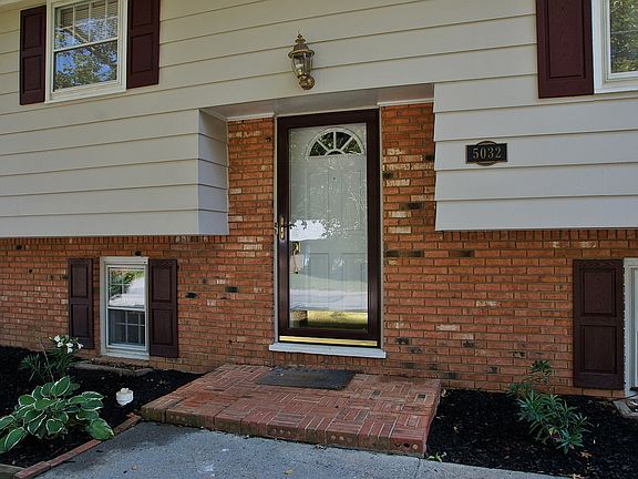 3rd image of 5032 Keithwood Dr SW