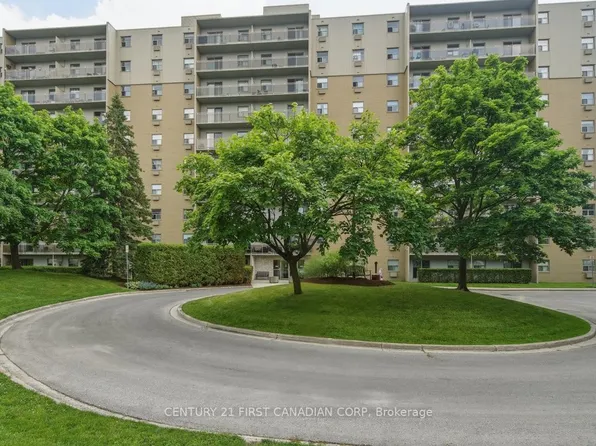 931 Wonderland Rd S #804, London, ON N6K 2X6