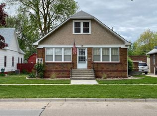 1008 W 6th, Grand Island, NE 68801