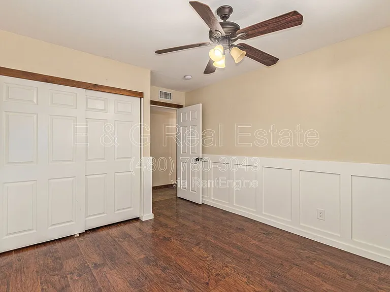 319 E Riviera Dr — Photo 26
