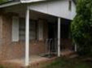 1114 E 1st Ave, Albany, GA 31705