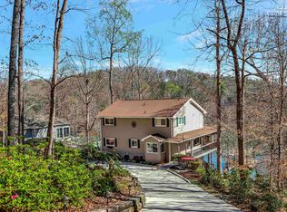 201 Riverlake Rd, Fair Play, SC 29643