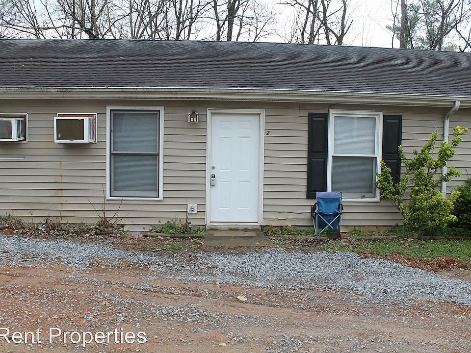 1st image of 185 Oak St APT 2