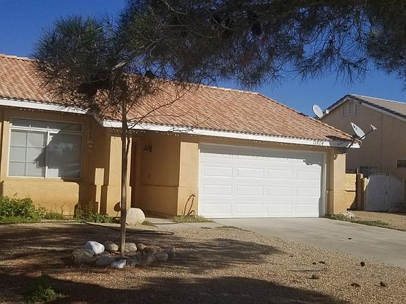 3rd image of 11824 Dana Dr