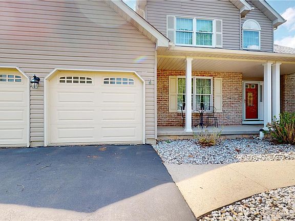 2nd image of 4671 Hampshire Dr