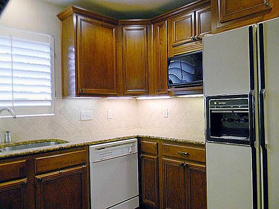 4th image of 4222 Nashwood Ln