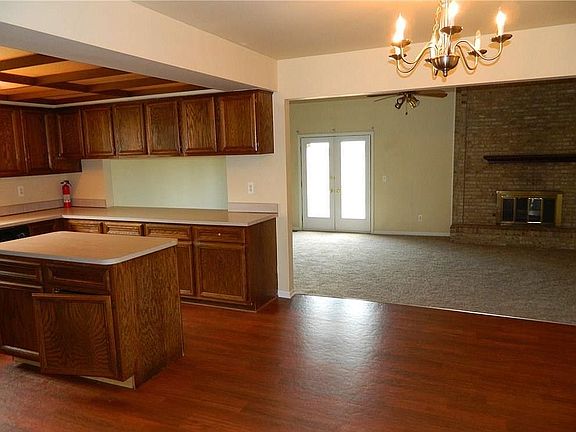 5th image of 3349 Alderdale Dr
