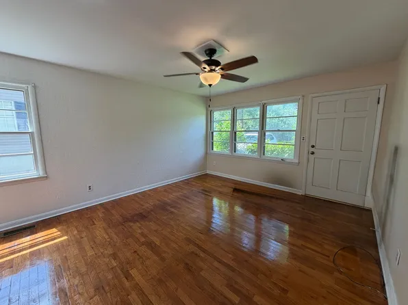808 W 32nd St, Anniston, AL 36201