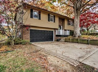 635 Forest Park Dr, Newburgh, IN 47630