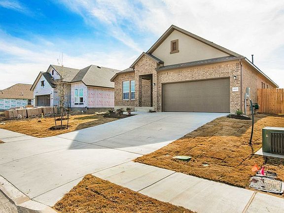 2nd image of 4313 Oryx Ln
