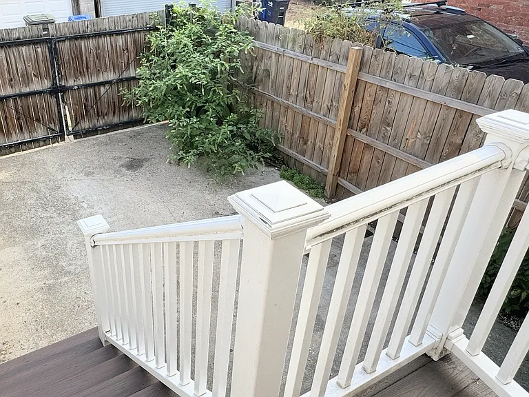 69 Florida Ave NW #1 — Photo 8