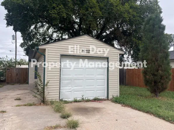 2212 S Santa Fe St, Wichita, KS 67211