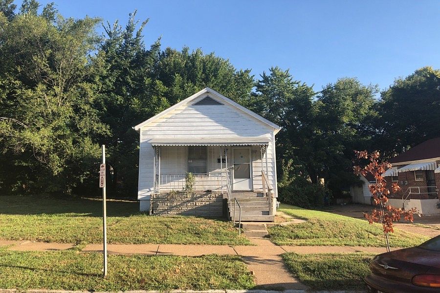 1st image of 1015 Sells Ave