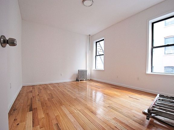 3rd image of 655 W 160th St APT 3E