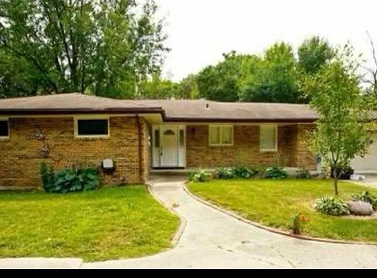 3313 Spring Creek Rd — Photo 4