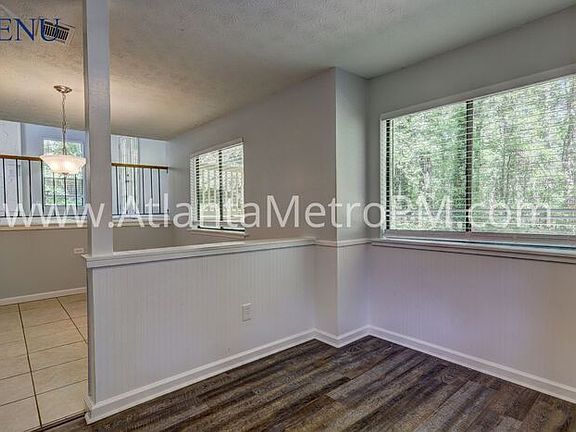 4th image of 2038 Walden Park Dr