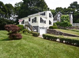 16 Charles St, Woburn, MA 01801