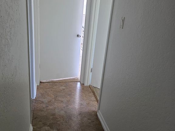 5th image of 1609 Big Bend Dr