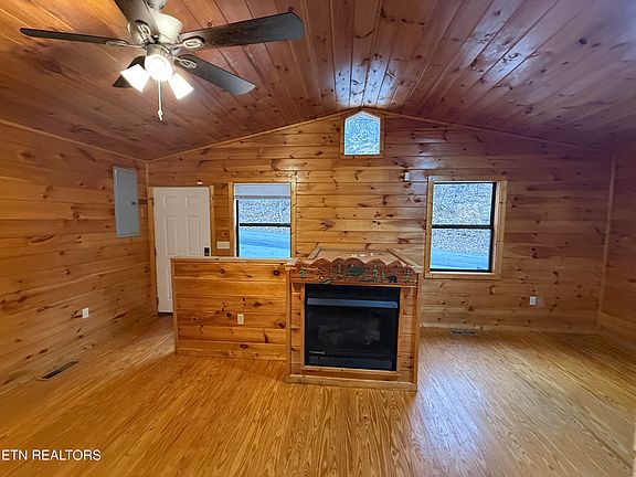 4th image of 2036 Ridge Rd #7