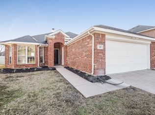 320 Foreston Dr, Roanoke, TX 76262