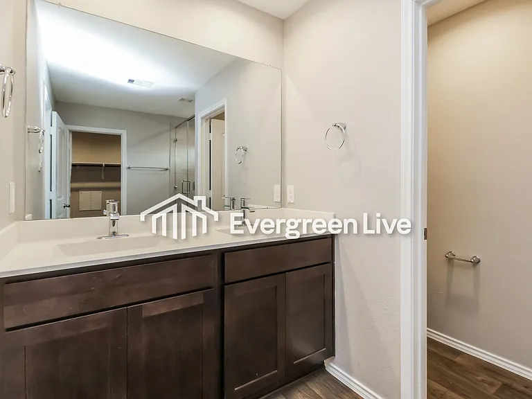 9944 Glen Brook Ln — Photo 12