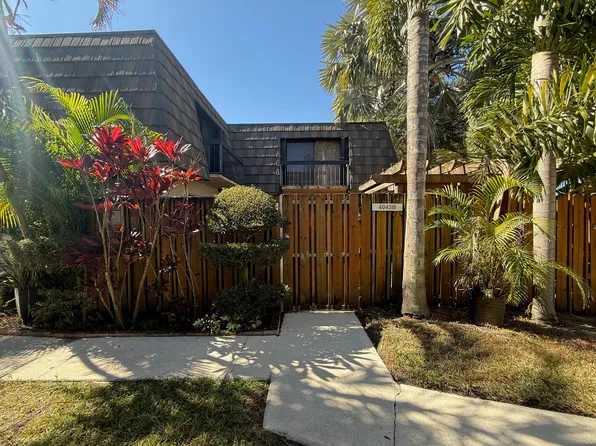 4043 Palm Bay Cir APT B, West Palm Beach, FL 33406