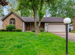 314 Greenwood Ct, Elyria, OH 44035