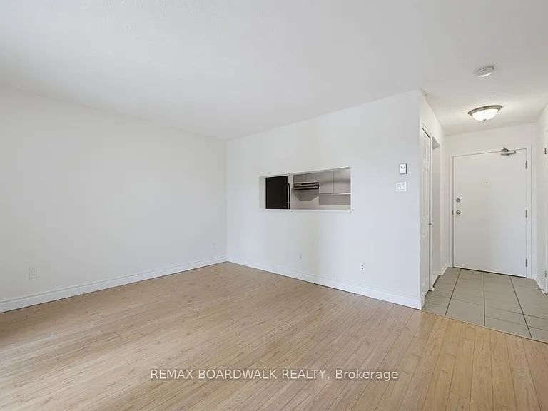 250 Brittany Dr #207 — Photo 9