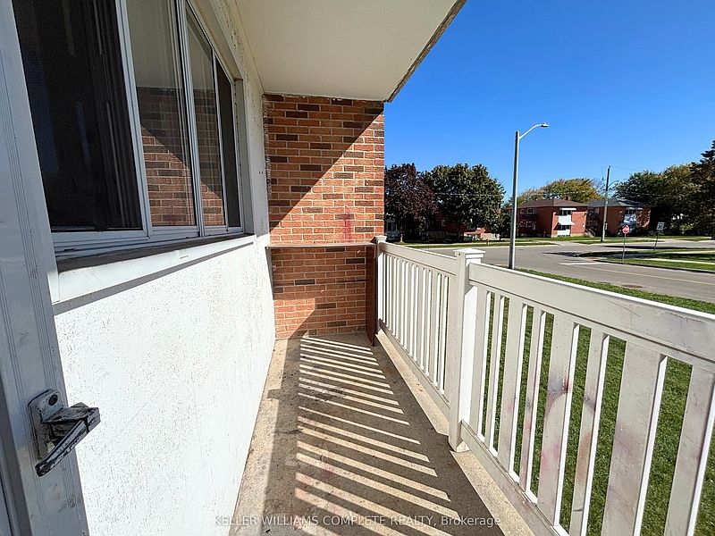 Kitchener Apartment for rent - 2 Bedrooms — photo 10