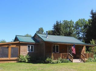 4 Swamp Rd, Pleasant Mount, PA 18453