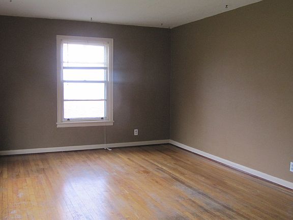 Hardwood floors in Living Room