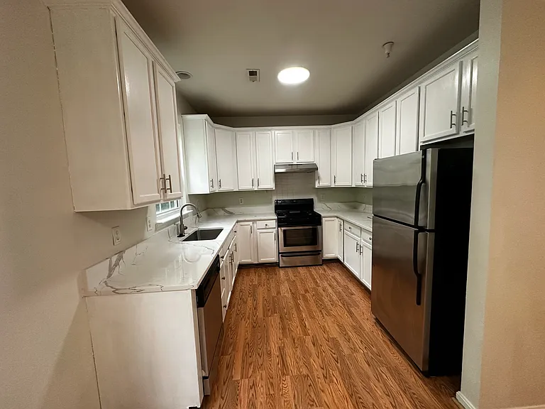 12921 Woodcutter Cir — Photo 5