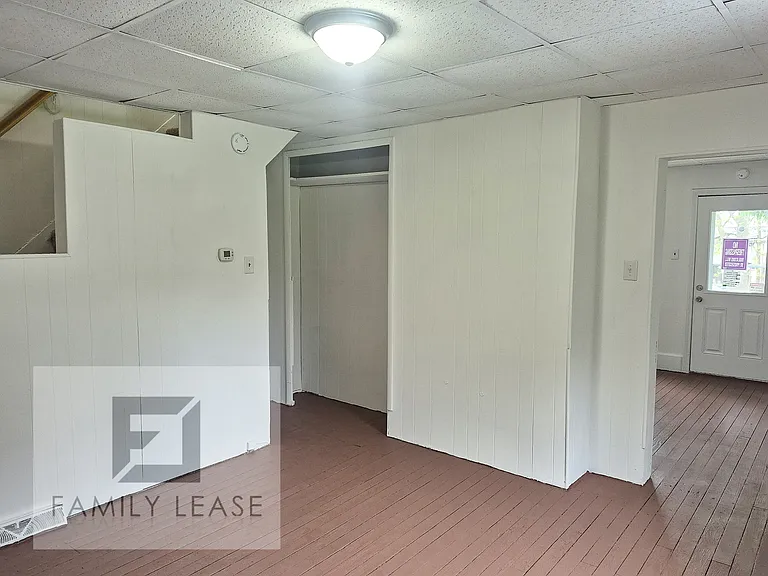 806 Morton St — Photo 9