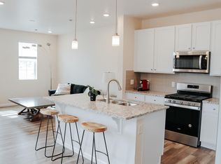 200 Ambrose St, Erie, CO 80516