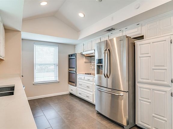 2nd image of 5512 Coronado Dr