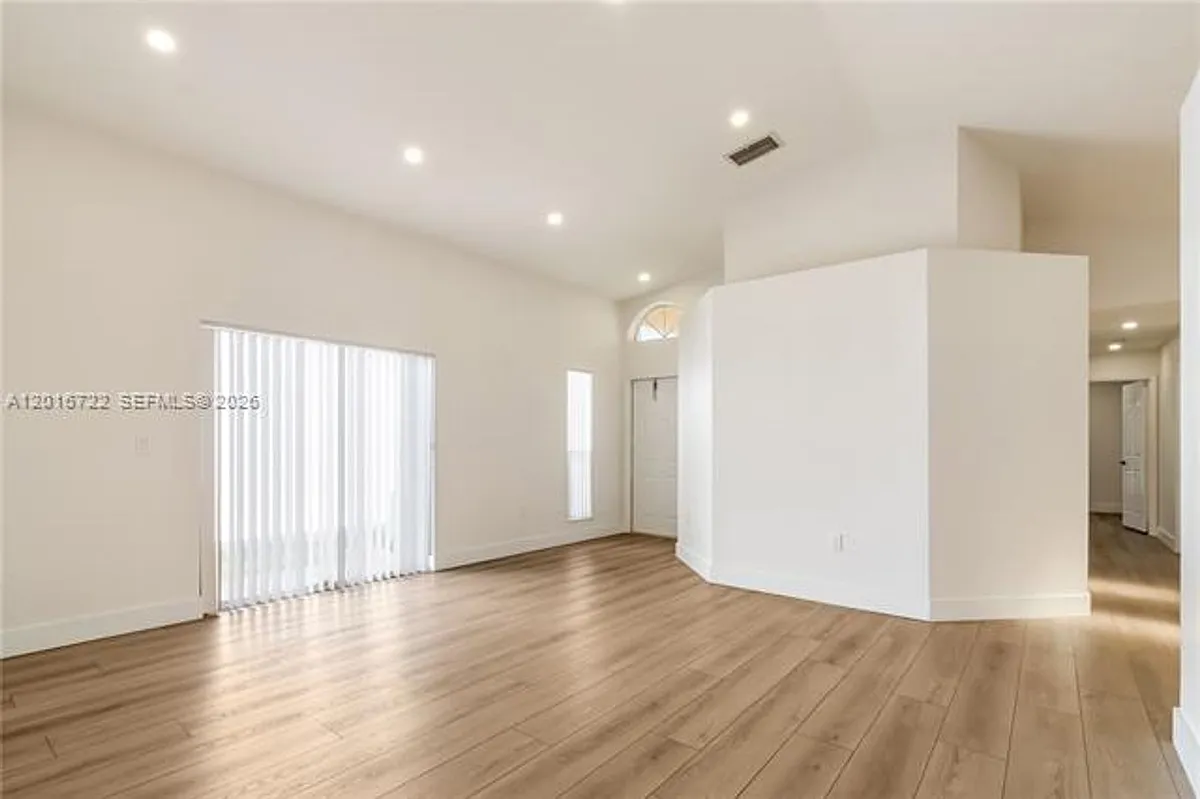 Building Photo - 15472 SW 148th Ter