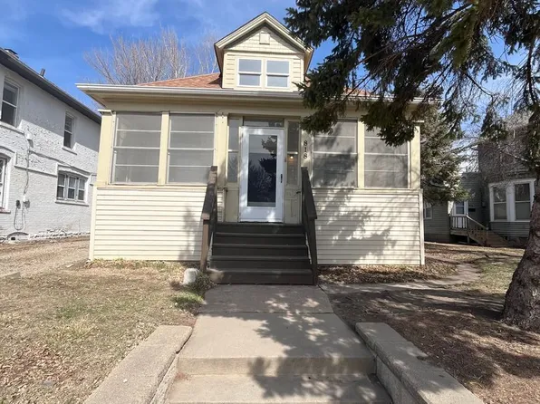 818 W 11th St, Sioux Falls, SD 57104