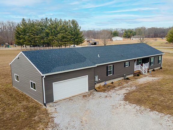 2nd image of 13310 E Idlewood Rd