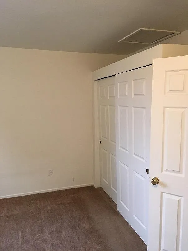 1 bed, 450 sqft, $2,050 — Photo 2