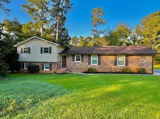 2739 White Oak Ln SW, Marietta, GA 30060
