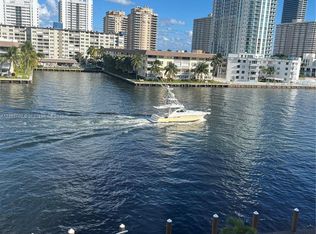 111 Golden Isles Dr APT D10, Hallandale, FL 33009