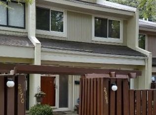 2368 Southgate Sq, Reston, VA 20191