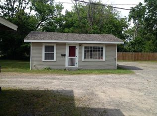 1918 1/2 Robinson Ave, Conway, AR 72034