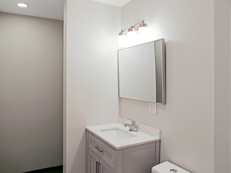 43 Railroad St #202 — Photo 6