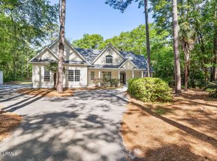 693 Sams Point Rd, Beaufort, SC 29907