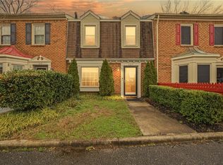 1217 Cedar Mill Sq, Chesapeake, VA 23320